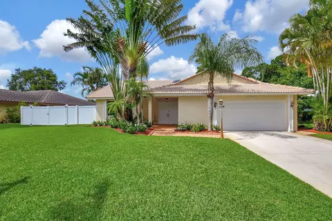 4100 NW 7th Ct, Delray Beach, FL 33445