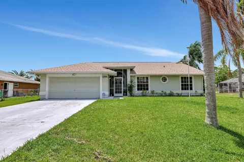 2551 SE Marius St, Port Saint Lucie, FL 34952