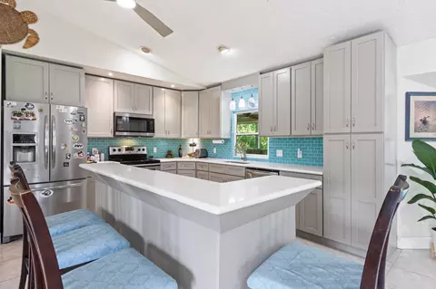 5600 Raintree Trl, Fort Pierce, FL 34982