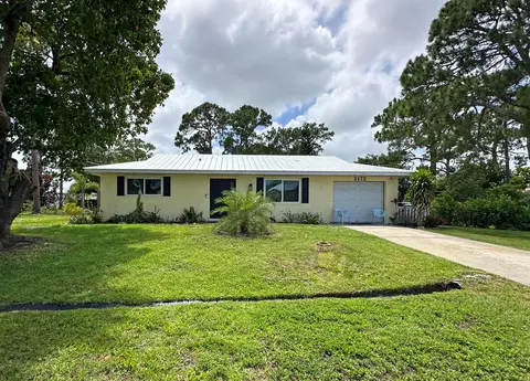 2172 SE Wald St, Port Saint Lucie, FL 34984