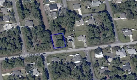 907 Sarasota Dr SE, Palm Bay, FL 32909