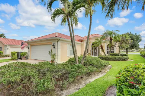 1325 SW Balmoral, Stuart, FL 34997