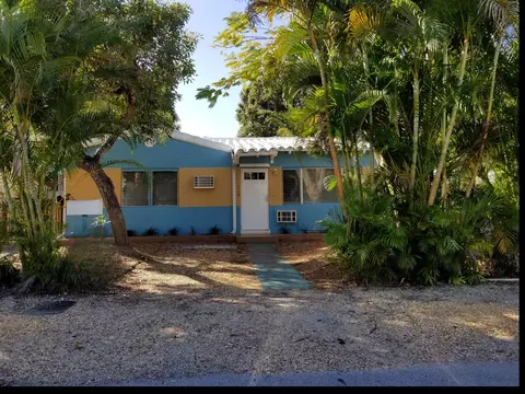 1113-1115 NE 17th Ter, Fort Lauderdale, FL 33304