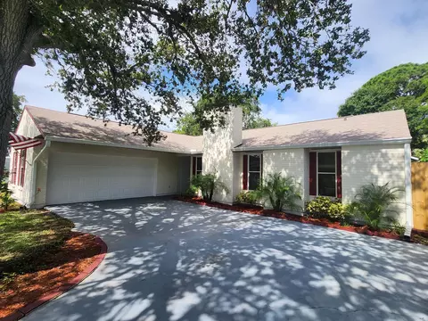 6103 Birch Dr, Fort Pierce, FL 34982