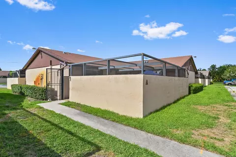4773 Sunny Palm Cir #A, West Palm Beach, FL 33415