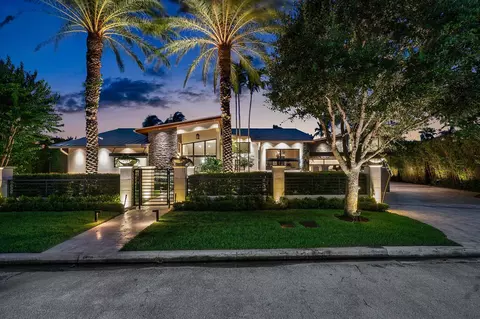 2738 NE 16th St, Fort Lauderdale, FL 33304