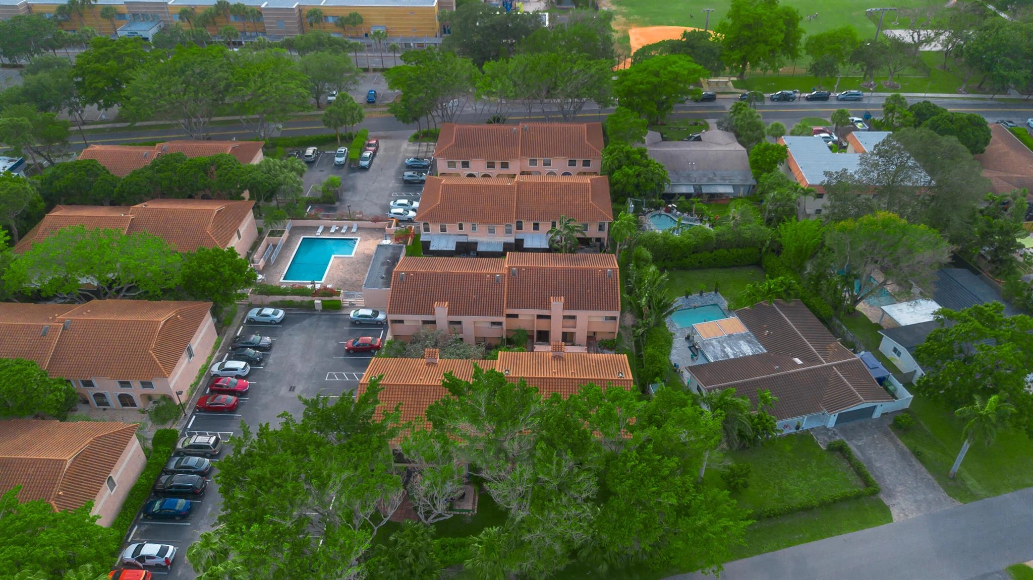 5201 NE 14th Ter Unit 6  