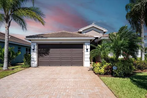11069 SW Carriage Hill Ln, Port Saint Lucie, FL 34987