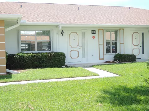 936 Savannas Point Dr #B, Fort Pierce, FL 34982