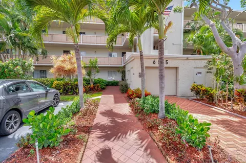 6515 Kensington Ln #205, Delray Beach, FL 33446