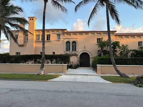 200 N Ocean Blvd #1, Palm Beach, FL 33480