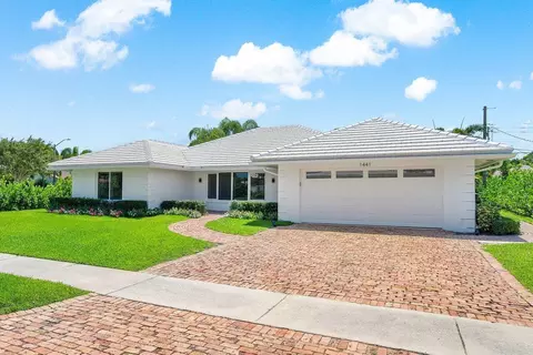 1441 SW Tamarind Way, Boca Raton, FL 33486