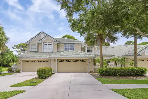 1617 SW Harbour Isles Cir #40, Port Saint Lucie, FL 34986