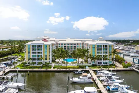 806 E Windward Way #420, Lantana, FL 33462