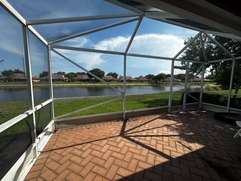 5811 Royal Lk, Boynton Beach, FL 33437