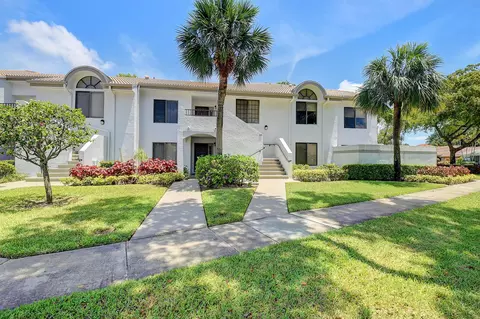 7563 Glendevon Ln #1307, Delray Beach, FL 33446