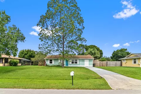 1938 SW Capeador St, Port Saint Lucie, FL 34953