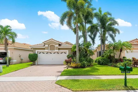 9553 Cherry Blossom Ter, Boynton Beach, FL 33437