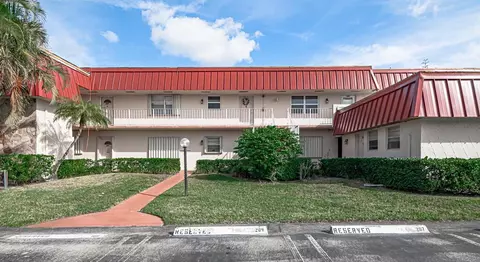 12013 Greenway Cir S #209, Royal Palm Beach, FL 33411