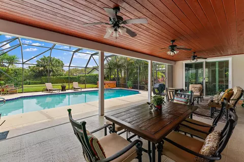 10100 SE White Pelican Way, Tequesta, FL 33469