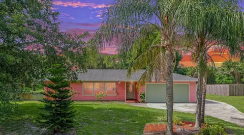 1622 SE Portillo Rd, Port Saint Lucie, FL 34952