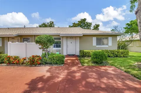 8612 Overset Ln, Boca Raton, FL 33496