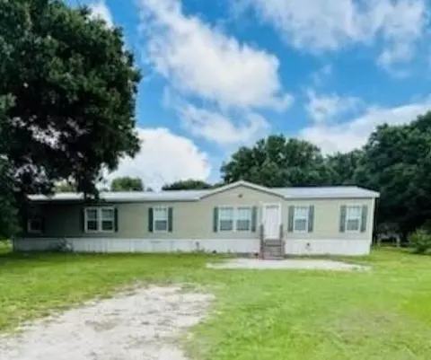 10185 NE 28th Ln, Okeechobee, FL 34974