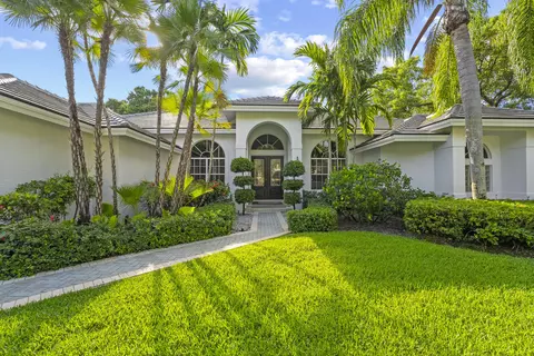 1201 Breakers W, West Palm Beach, FL 33411