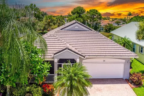 181 NW Willow Grove Ave, Port Saint Lucie, FL 34986