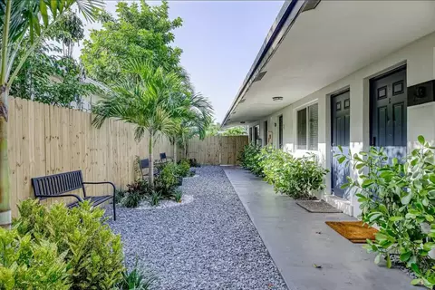 812 NE 17th #1-3, Fort Lauderdale, FL 33305