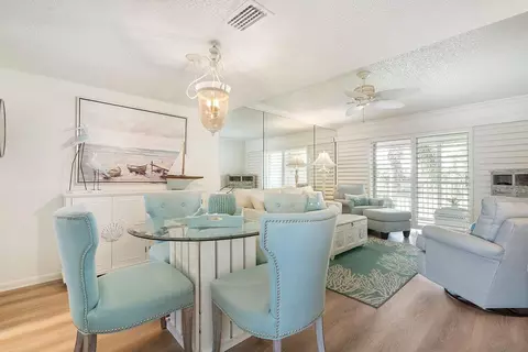 18081 SE Country Club Dr #40, Jupiter, FL 33469