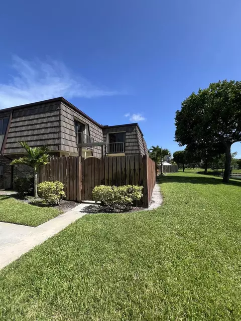 1565 Forest Lakes Cir #D, West Palm Beach, FL 33406