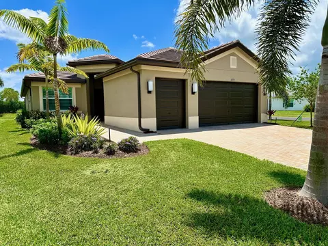 11733 SW Coral Cove Pkwy, Port Saint Lucie, FL 34987