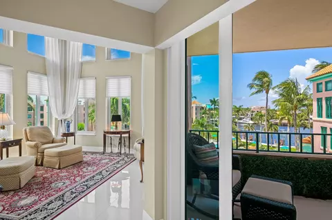 140 SE 5th Ave #PH45, Boca Raton, FL 33432