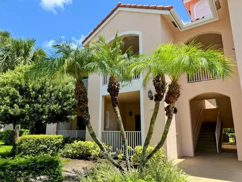 10041 Perfect Dr, Port Saint Lucie, FL 34986