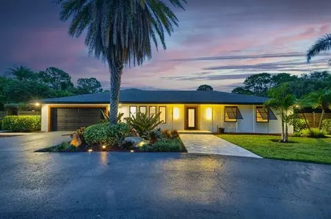 8100 Nashua Dr, Palm Beach Gardens, FL 33418