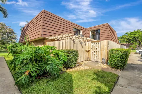 1309 13th Ln, Palm Beach Gardens, FL 33418
