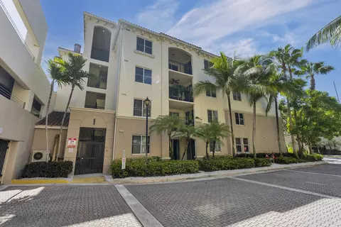 1411 Renaissance Way #411, Boynton Beach, FL 33426