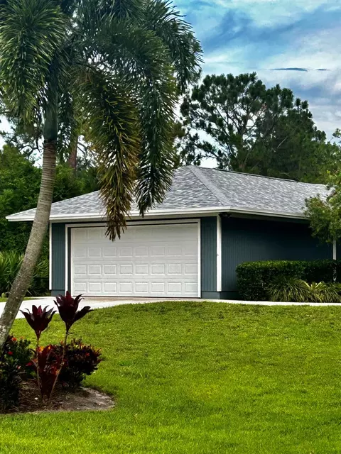 1580 SW Belgrave Ter, Stuart, FL 34997