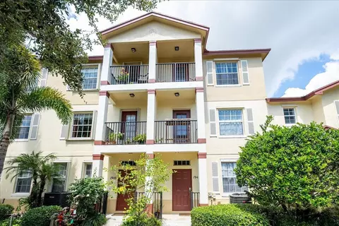 1942 SE Avon Park Dr, Port Saint Lucie, FL 34952