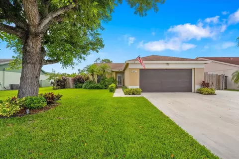 1441 Thornbank Ln, Royal Palm Beach, FL 33411