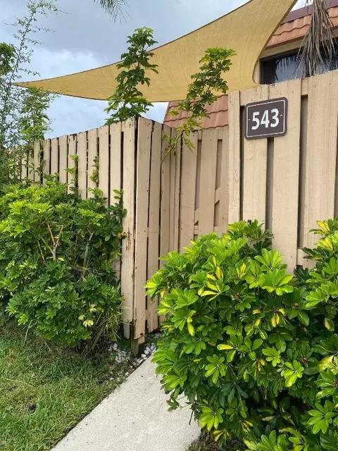 543 Green Springs Pl, West Palm Beach, FL 33409