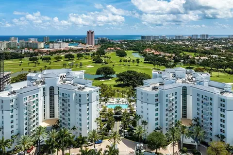 550 SE Mizner Blvd #B-802, Boca Raton, FL 33432