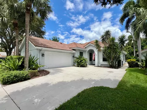 200 Hampton Cir, Jupiter, FL 33458