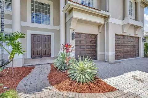 11835 Osprey Point Cir, Wellington, FL 33449