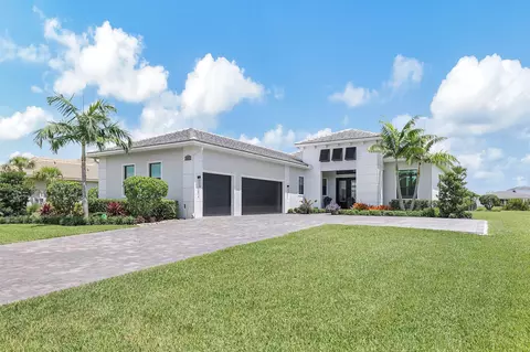 5541 SW Star Apple St, Palm City, FL 34990