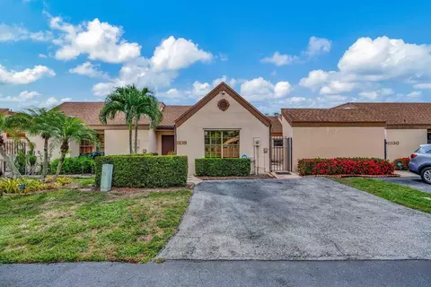 11138 Curry Dr, Palm Beach Gardens, FL 33418