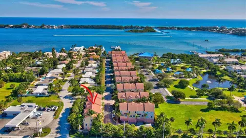 103 Harbors Way, Boynton Beach, FL 33435