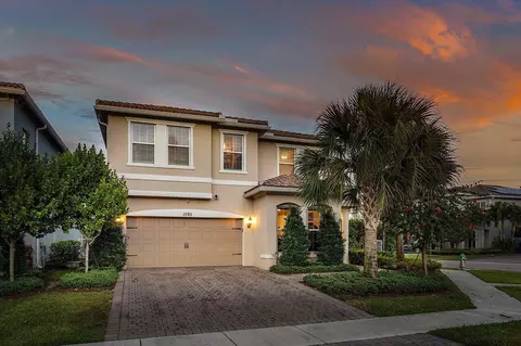 1595 Myrtle Oak Ter, Hollywood, FL 33021