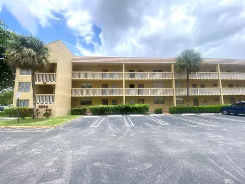 5890 NW 64th Ave #303, Tamarac, FL 33319